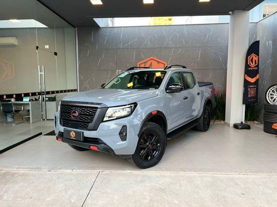 NISSAN FRONTIER 2.3 16V TURBO DIESEL PRO4X CD 4X4 AUTOMÁTICO